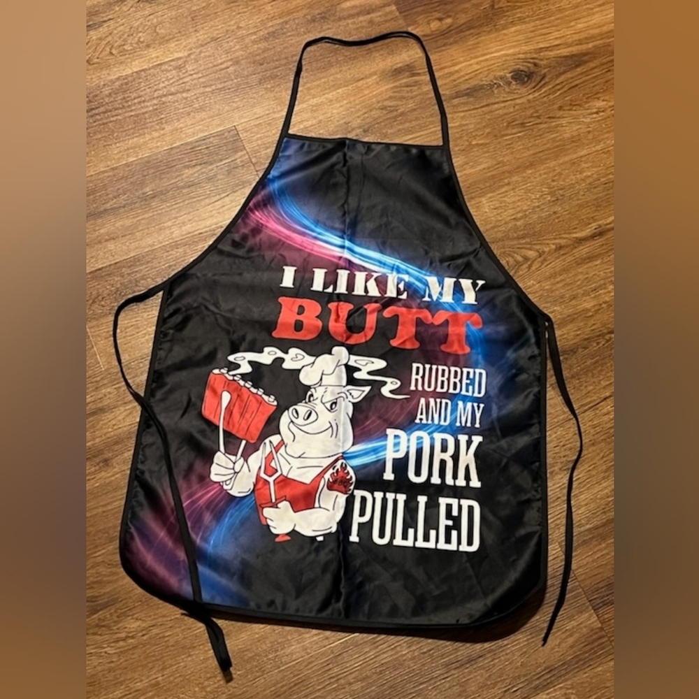 Source Unknown Black BBQ Apron with Red and White Text and Pig Graphic